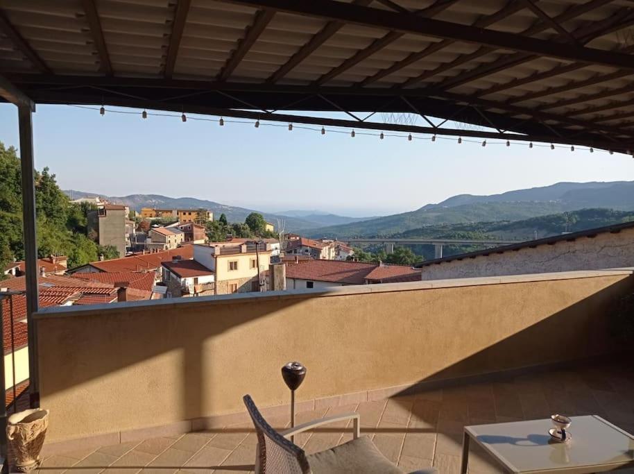 Casa Torre Con Terrazza Panoramica Futani Exterior foto